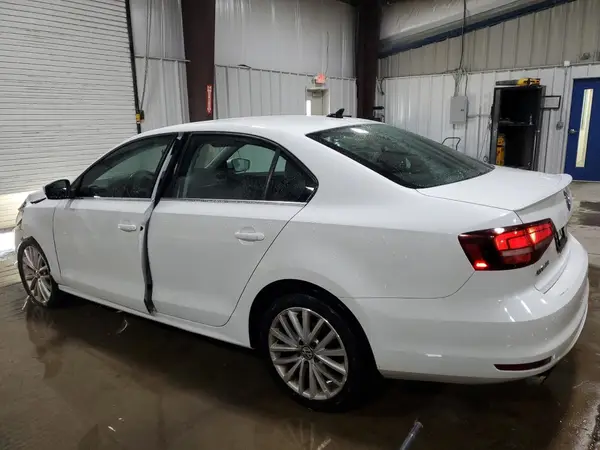 3VWL17AJ2GM391487 2016 VOLKSWAGEN JETTA - Image 2