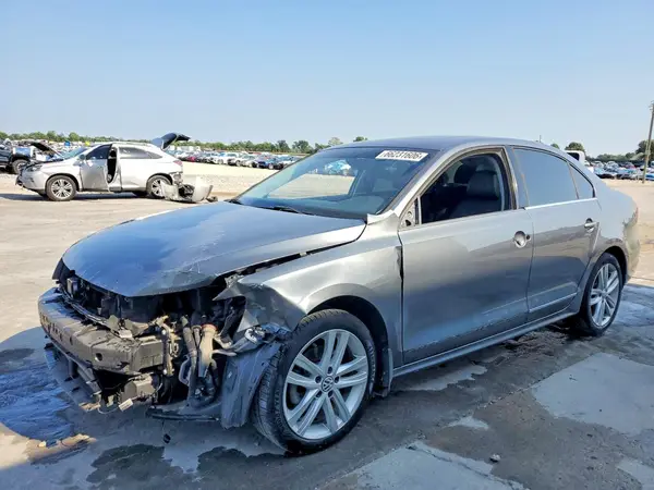3VWL17AJ2HM333770 2017 VOLKSWAGEN JETTA - Image 1