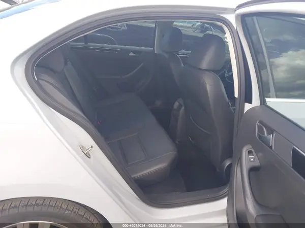 3VWL17AJ2HM338922 2017 VOLKSWAGEN JETTA - Image 8