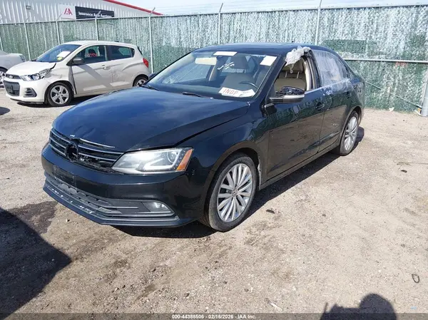 3VWL17AJ3GM385861 2016 VOLKSWAGEN JETTA - Image 2