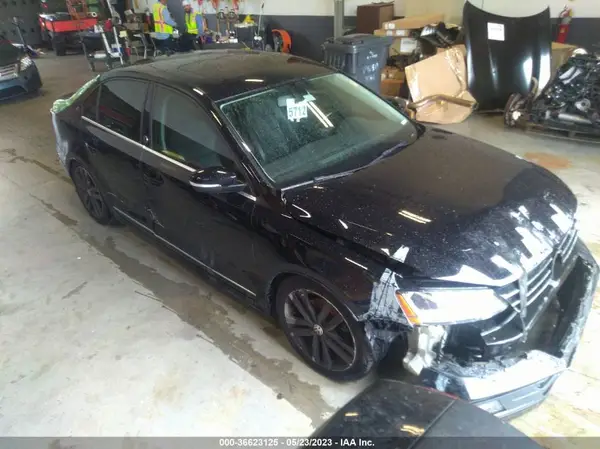 3VWL17AJ3HM245097 2017 VOLKSWAGEN JETTA - Image 1
