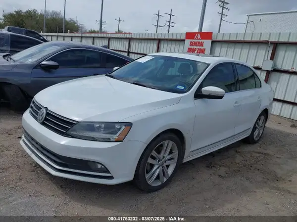 3VWL17AJ3HM291075 2017 VOLKSWAGEN JETTA - Image 2