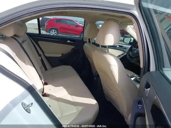 3VWL17AJ3HM291075 2017 VOLKSWAGEN JETTA - Image 8