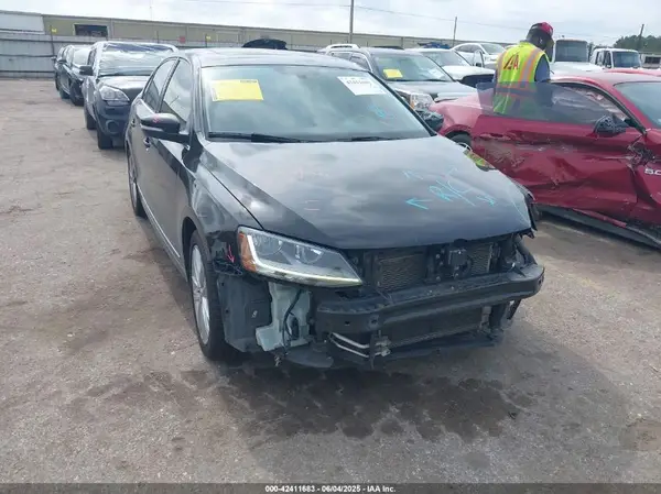 3VWL17AJ3HM368124 2017 VOLKSWAGEN JETTA - Image 1