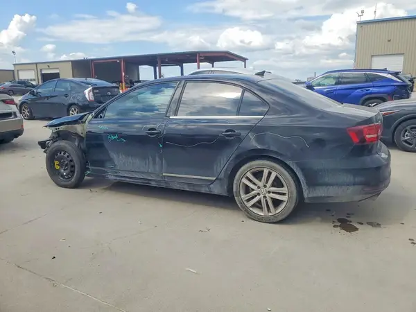 3VWL17AJ3HM397025 2017 VOLKSWAGEN JETTA - Image 2