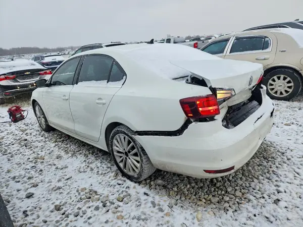 3VWL17AJ4GM213631 2016 VOLKSWAGEN JETTA - Image 2