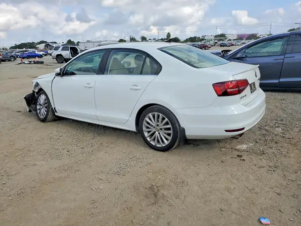 3VWL17AJ4GM233331 2016 VOLKSWAGEN JETTA - Image 2