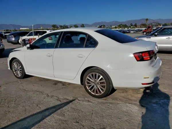 3VWL17AJ4GM307282 2016 VOLKSWAGEN JETTA - Image 2