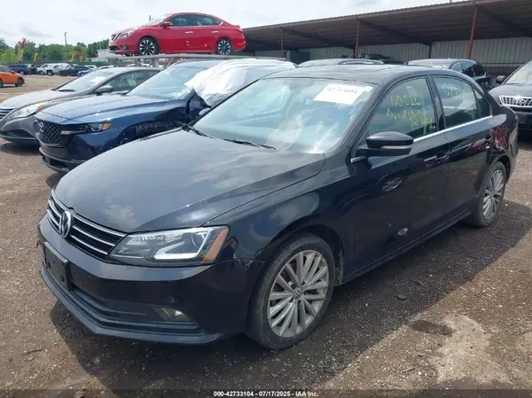 3VWL17AJ4GM320503 2016 VOLKSWAGEN JETTA - Image 2
