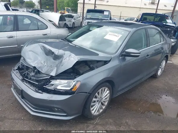 3VWL17AJ4GM331002 2016 VOLKSWAGEN JETTA - Image 2