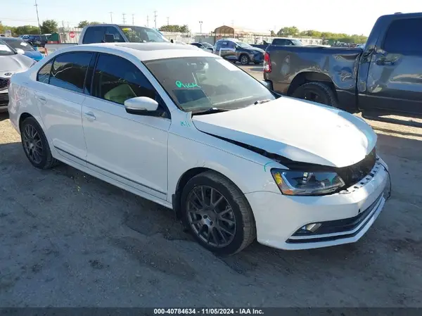 3VWL17AJ4HM241771 2017 VOLKSWAGEN JETTA - Image 1