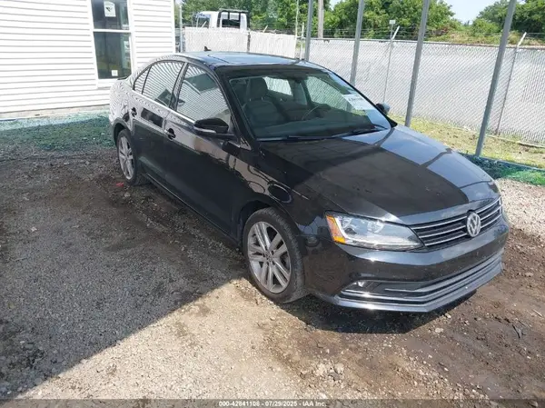 3VWL17AJ4HM299878 2017 VOLKSWAGEN JETTA - Image 1