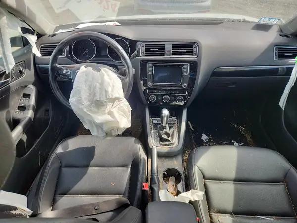 3VWL17AJ4HM363577 2017 VOLKSWAGEN JETTA - Image 8