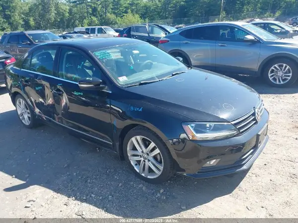 3VWL17AJ4HM367693 2017 VOLKSWAGEN JETTA - Image 1