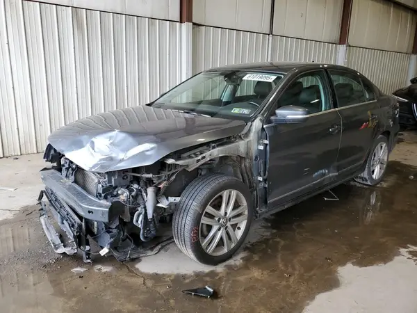 3VWL17AJ4HM390858 2017 VOLKSWAGEN JETTA - Image 1