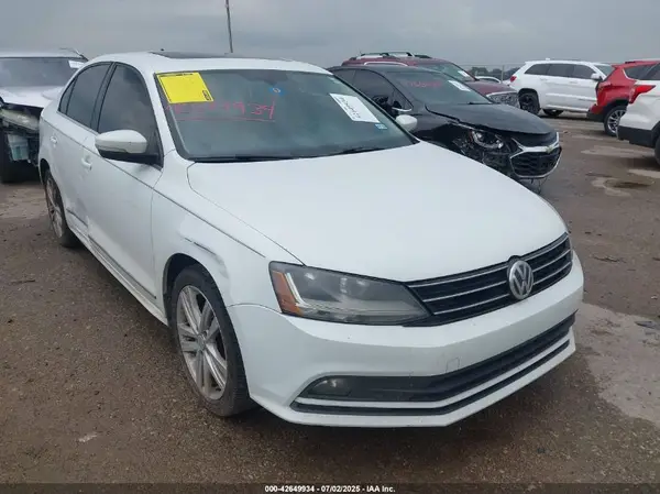 3VWL17AJ4HM410199 2017 VOLKSWAGEN JETTA - Image 1