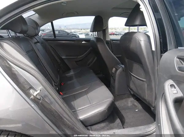 3VWL17AJ5GM204503 2016 VOLKSWAGEN JETTA - Image 8