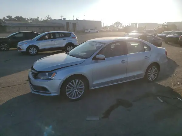 3VWL17AJ5GM210978 2016 VOLKSWAGEN JETTA - Image 1