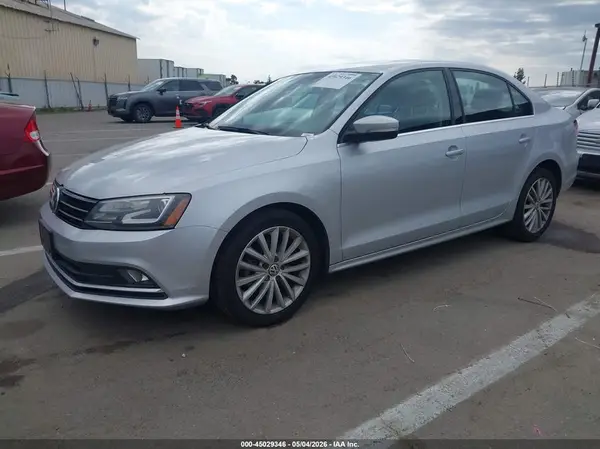 3VWL17AJ5GM298446 2016 VOLKSWAGEN JETTA - Image 2