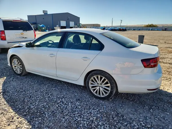 3VWL17AJ5GM309915 2016 VOLKSWAGEN JETTA - Image 2