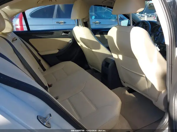 3VWL17AJ5GM341019 2016 VOLKSWAGEN JETTA - Image 8