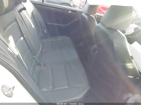 3VWL17AJ5GM345619 2016 VOLKSWAGEN JETTA - Image 8