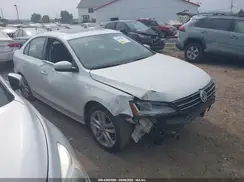 3VWL17AJ5HM233758 2017 VOLKSWAGEN JETTA