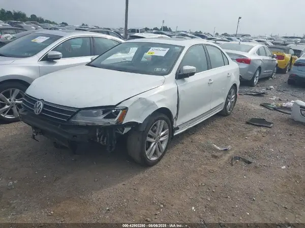 3VWL17AJ5HM233758 2017 VOLKSWAGEN JETTA - Image 2