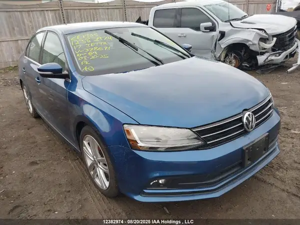 3VWL17AJ5HM378671 2017 VOLKSWAGEN JETTA - Image 1