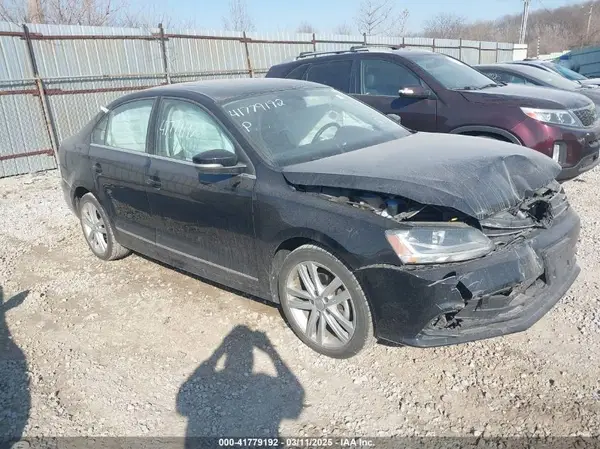 3VWL17AJ5HM406727 2017 VOLKSWAGEN JETTA - Image 1
