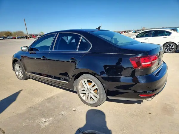 3VWL17AJ5HM415525 2017 VOLKSWAGEN JETTA - Image 2