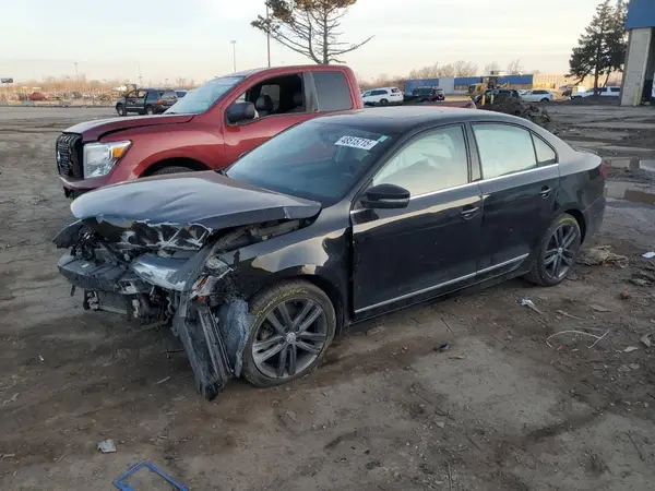 3VWL17AJ5JM211927 2018 VOLKSWAGEN JETTA - Image 1