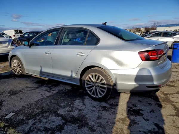 3VWL17AJ6GM308885 2016 VOLKSWAGEN JETTA - Image 2