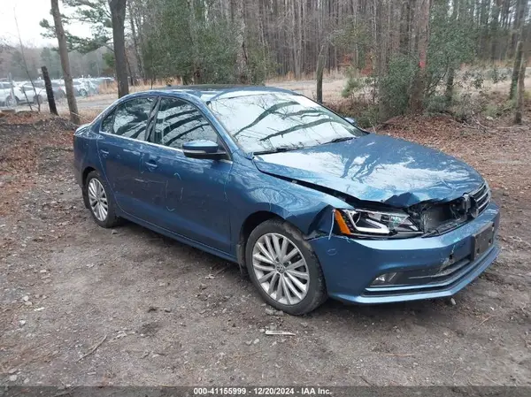 3VWL17AJ6GM329400 2016 VOLKSWAGEN JETTA - Image 1