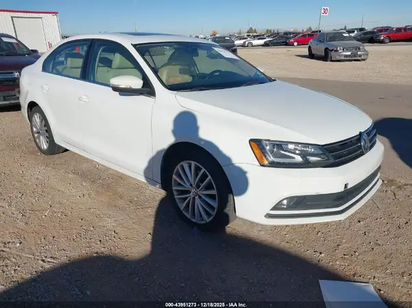 3VWL17AJ6GM379598 2016 VOLKSWAGEN JETTA