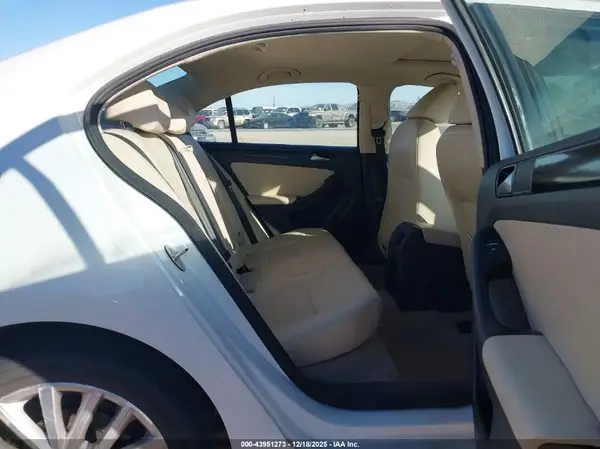 3VWL17AJ6GM379598 2016 VOLKSWAGEN JETTA - Image 8