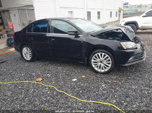 3VWL17AJ6GM380816 2016 VOLKSWAGEN JETTA - Image 1