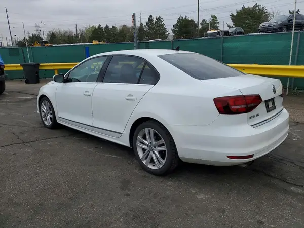 3VWL17AJ6HM235017 2017 VOLKSWAGEN JETTA - Image 2