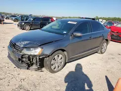 3VWL17AJ6HM244056 2017 VOLKSWAGEN JETTA