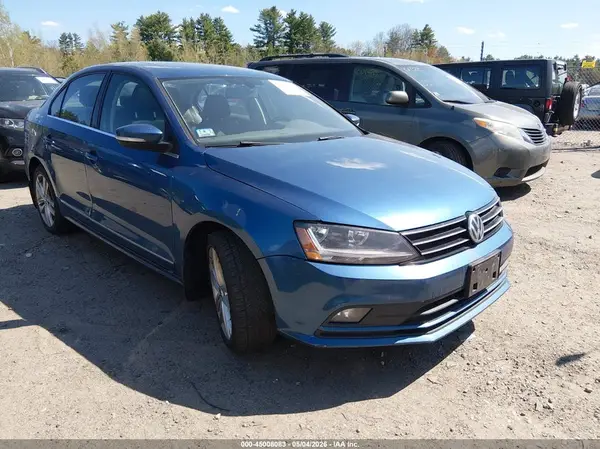 3VWL17AJ6HM255686 2017 VOLKSWAGEN JETTA - Image 1