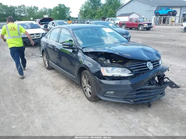 3VWL17AJ6HM268647 2017 VOLKSWAGEN JETTA - Image 1