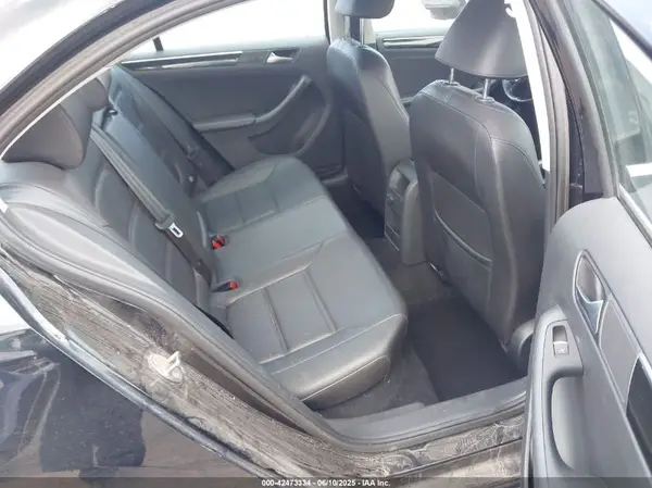 3VWL17AJ6HM268647 2017 VOLKSWAGEN JETTA - Image 8