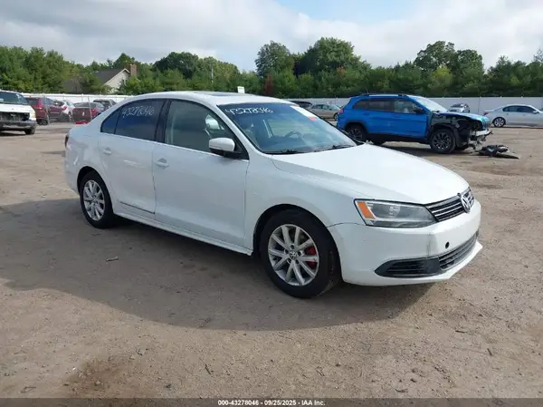 3VWL17AJ6HM315952 2017 VOLKSWAGEN JETTA - Image 1