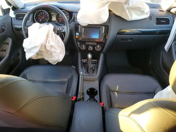 3VWL17AJ7GM205393 2016 VOLKSWAGEN JETTA - Image 8