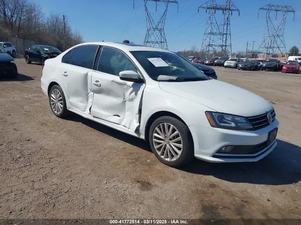 3VWL17AJ7GM263844 2016 VOLKSWAGEN JETTA - Image 1