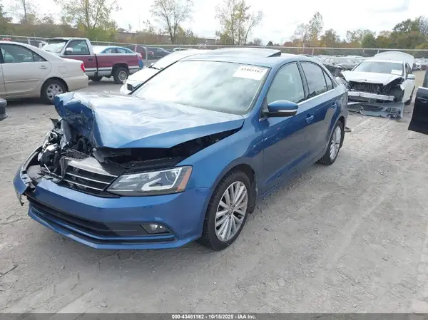 3VWL17AJ7GM358095 2016 VOLKSWAGEN JETTA - Image 2
