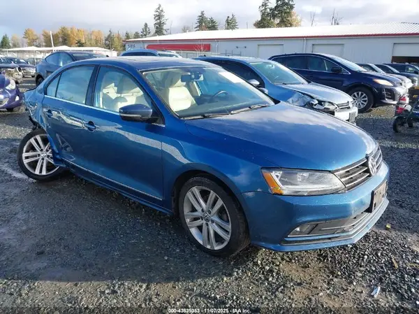 3VWL17AJ7HM361337 2017 VOLKSWAGEN JETTA - Image 1