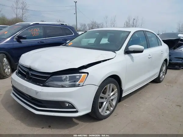 3VWL17AJ8GM203670 2016 VOLKSWAGEN JETTA - Image 2
