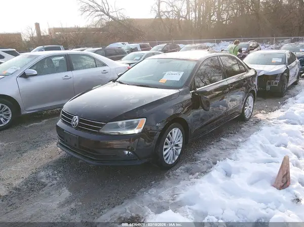 3VWL17AJ8GM229296 2016 VOLKSWAGEN JETTA - Image 2
