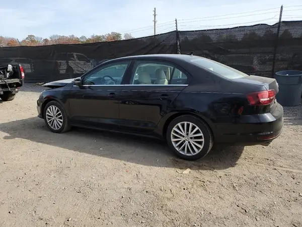 3VWL17AJ8GM361538 2016 VOLKSWAGEN JETTA - Image 2